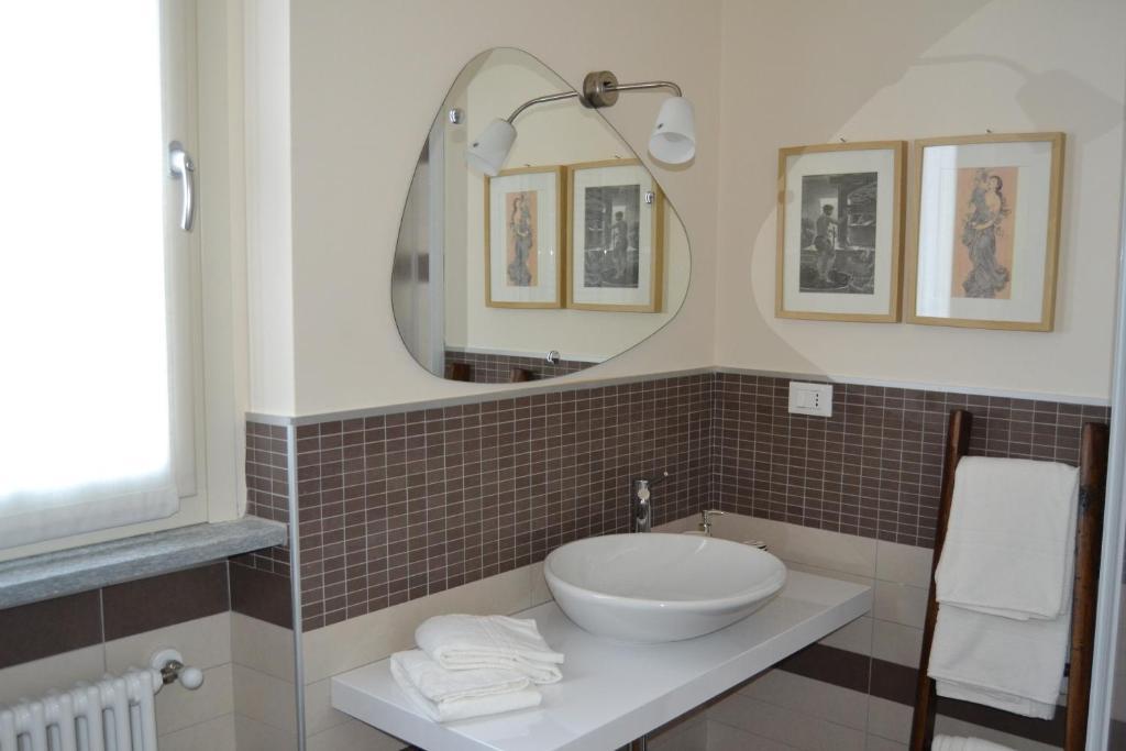 Agriturismo Costa Dei Platani Acqui Terme Habitación foto